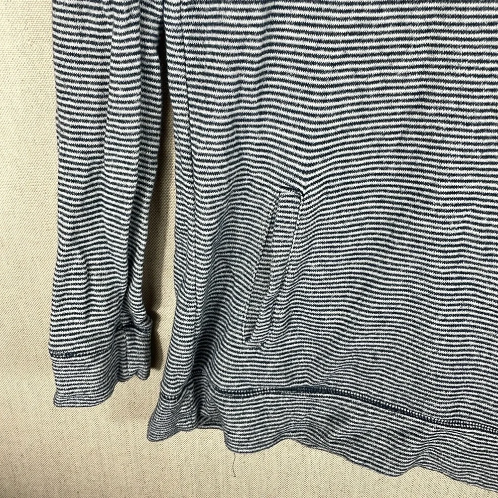 Lou & Grey > Striped Crew Neck Cotton Sweatshirt Small - Picture 4 of 7